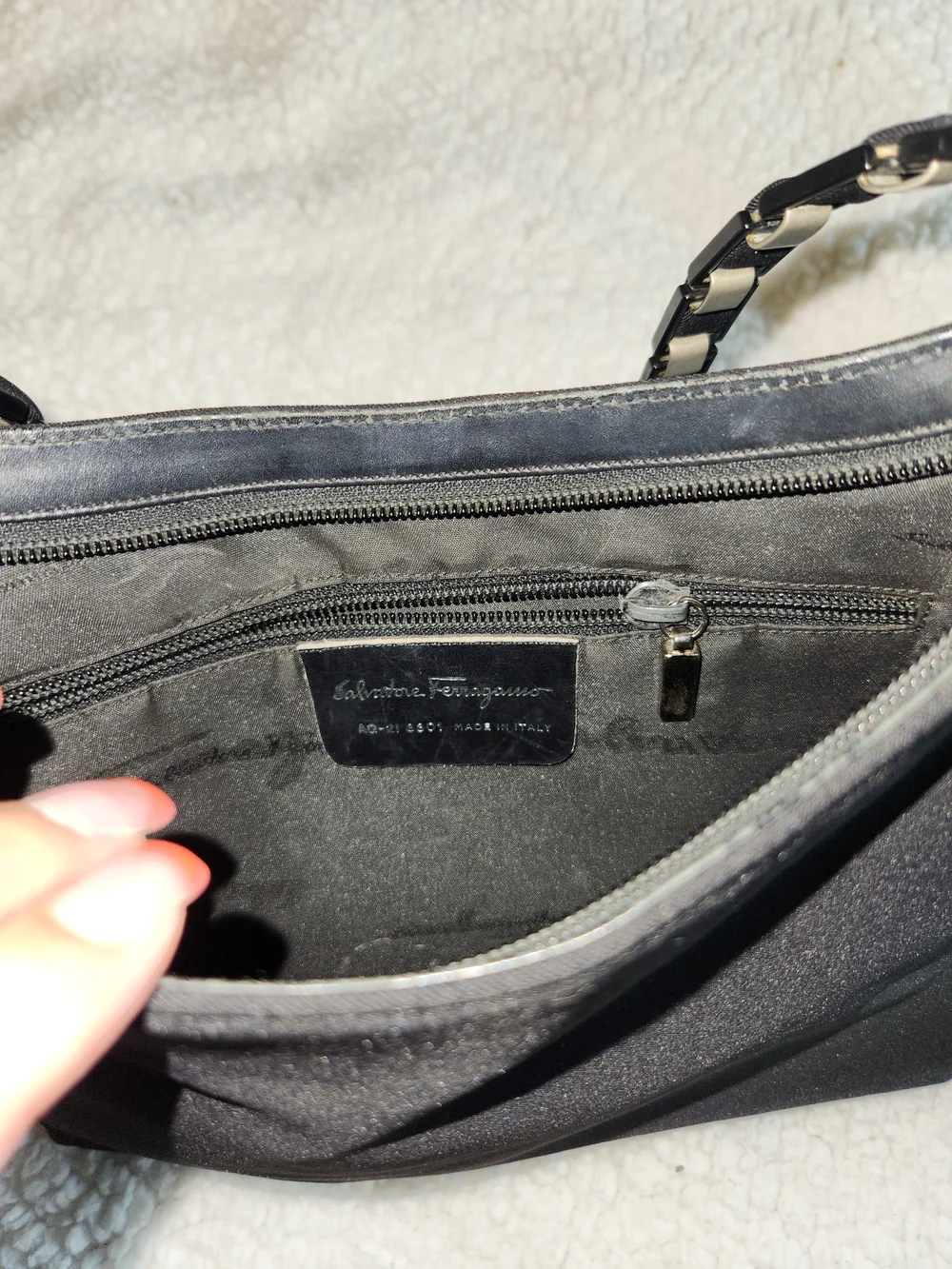 Salvatore Ferragamo Classic Black Shoulder Bag with Chain-Link Strap